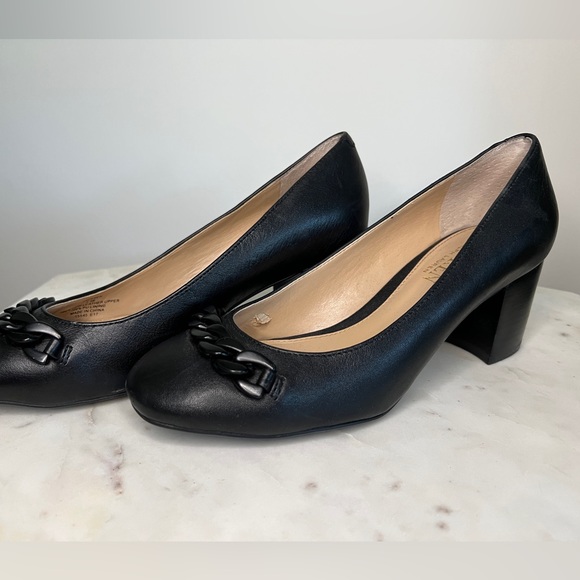 Lauren Ralph Lauren Jackson Pump - Picture 2 of 8